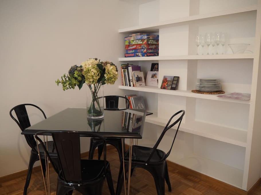 Apartment Blanco Y Negro *